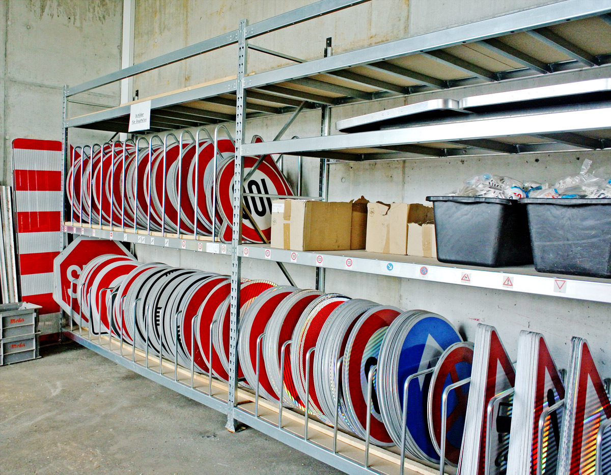 Schilderregal XL, 2500 x 1400 x 800 mm (HxBxT), Anbauregal